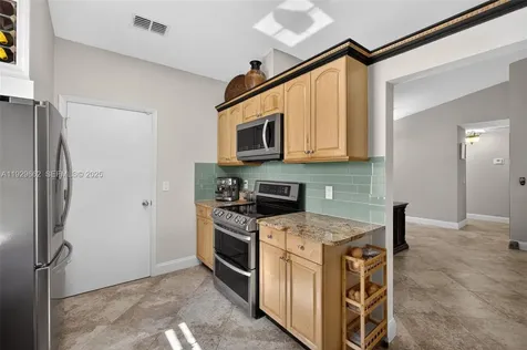 135 Rosewood Circle Jupiter FL 33458