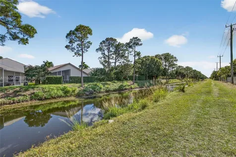 135 Rosewood Circle Jupiter FL 33458