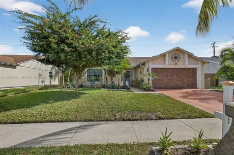 135 Rosewood Circle Jupiter FL 33458