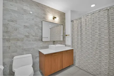 3301 NE 1st Avenue Miami FL 33137