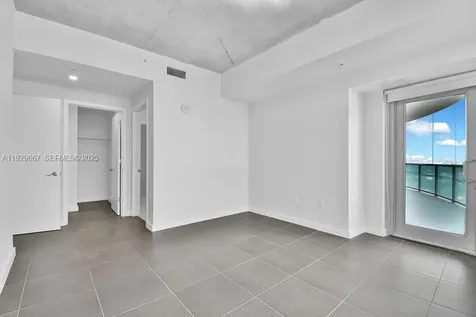 3301 NE 1st Avenue Miami FL 33137