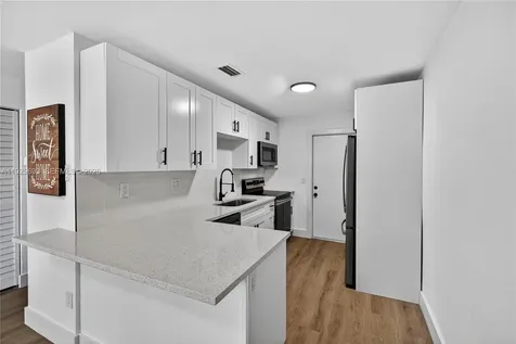 2633 NE 13th Avenue Pompano Beach FL 33064