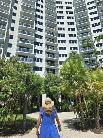 1500 Bay Road Miami Beach FL 33139