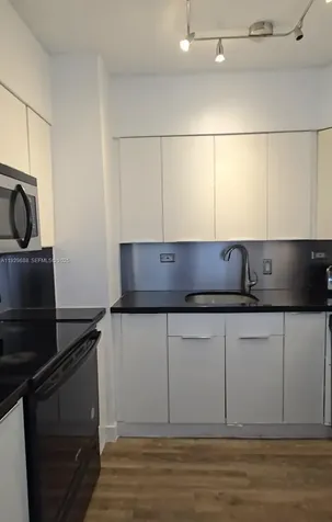 1500 Bay Road Miami Beach FL 33139