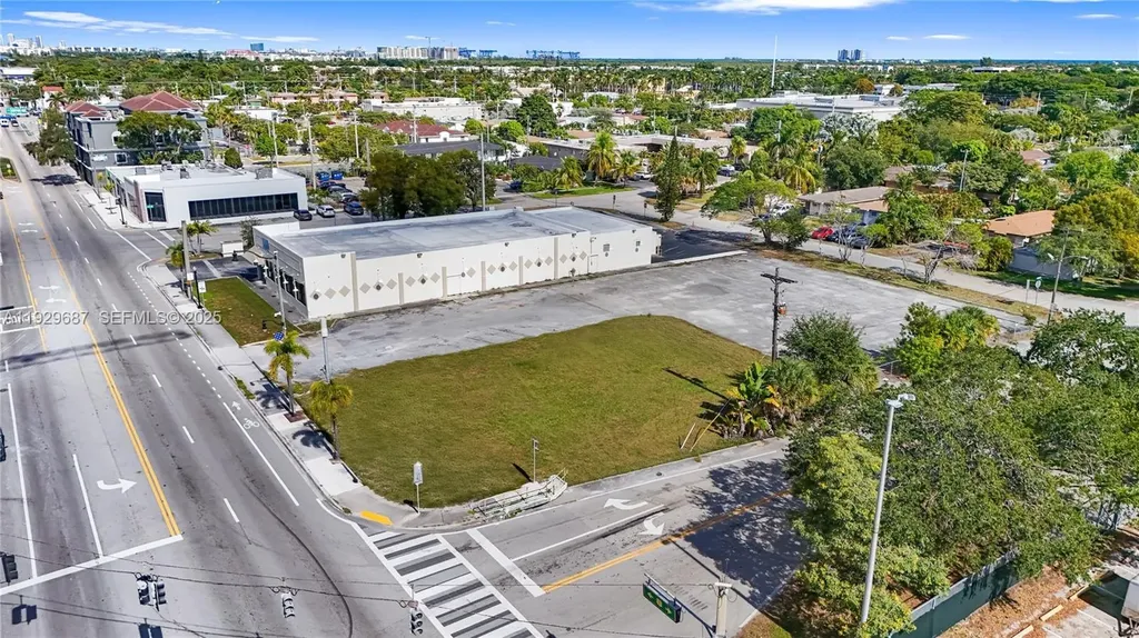 2105 N Federal Highway Hollywood FL 33020