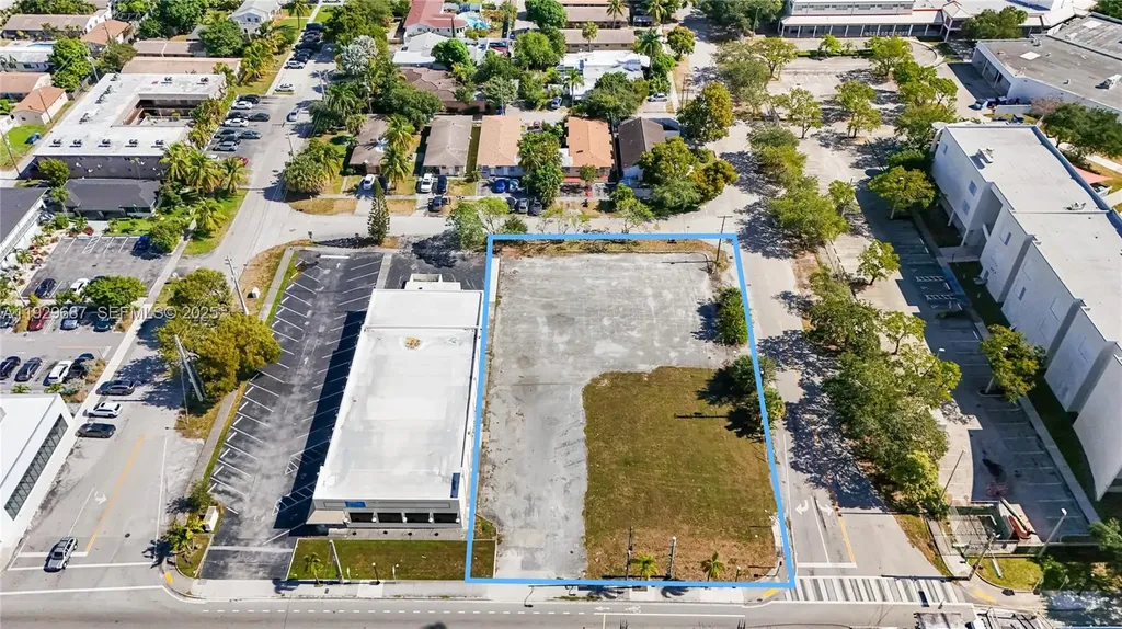 2105 N Federal Highway Hollywood FL 33020