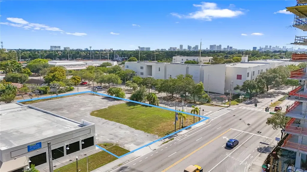 2105 N Federal Highway Hollywood FL 33020