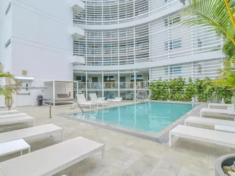9821 E Bay Harbor Drive Bay Harbor Islands FL 33154