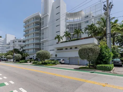 9821 E Bay Harbor Drive Bay Harbor Islands FL 33154