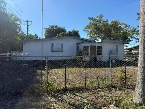 5770 SW 38th Court Davie FL 33314