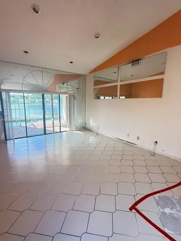 8582 Jared Way Boca Raton FL 33433