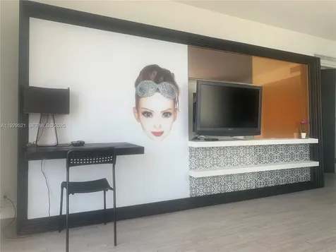 1100 West Avenue Miami Beach FL 33139