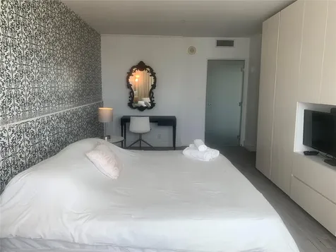 1100 West Avenue Miami Beach FL 33139