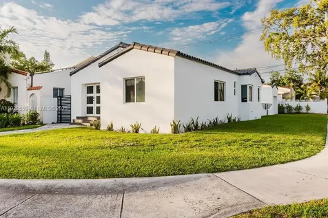 2101 SW 16th Terrace Miami FL 33145