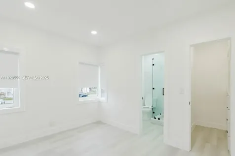 2101 SW 16th Terrace Miami FL 33145