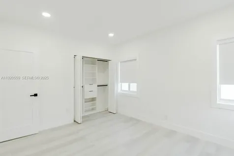 2101 SW 16th Terrace Miami FL 33145