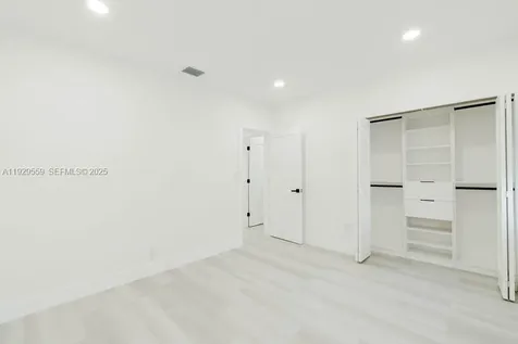 2101 SW 16th Terrace Miami FL 33145