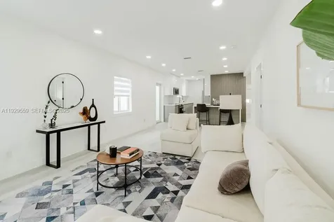 2101 SW 16th Terrace Miami FL 33145