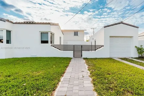 2101 SW 16th Terrace Miami FL 33145