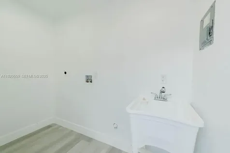 2101 SW 16th Terrace Miami FL 33145