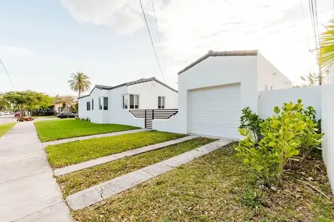 2101 SW 16th Terrace Miami FL 33145