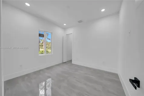 1912 Roosevelt Lehigh Acres FL 33972