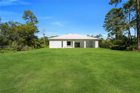 1912 Roosevelt Lehigh Acres FL 33972