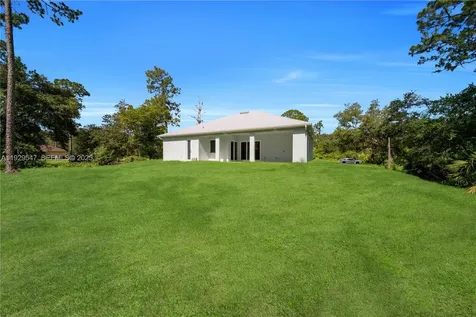 1912 Roosevelt Lehigh Acres FL 33972