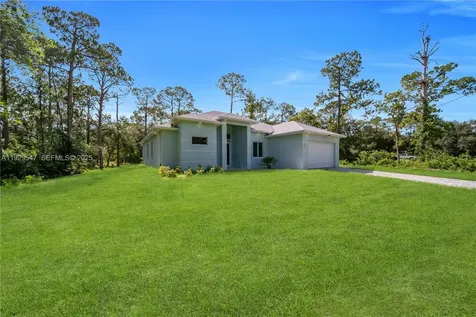 1912 Roosevelt Lehigh Acres FL 33972