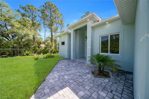 1912 Roosevelt Lehigh Acres FL 33972