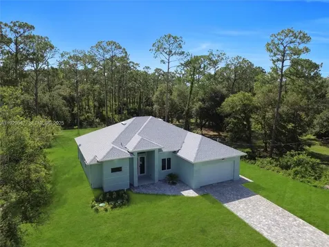 1912 Roosevelt Lehigh Acres FL 33972