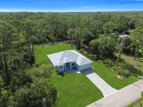 1912 Roosevelt Lehigh Acres FL 33972