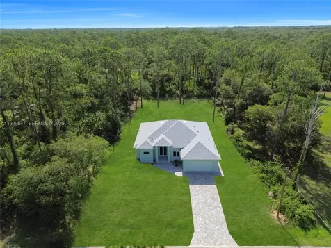 1912 Roosevelt Lehigh Acres FL 33972