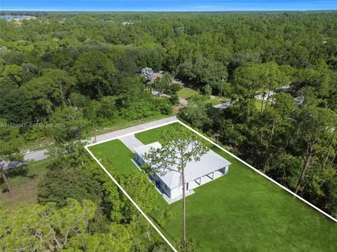 1912 Roosevelt Lehigh Acres FL 33972