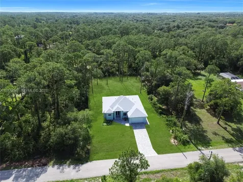 1912 Roosevelt Lehigh Acres FL 33972