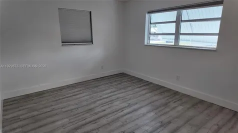 2100 N 57th Way Hollywood FL 33021