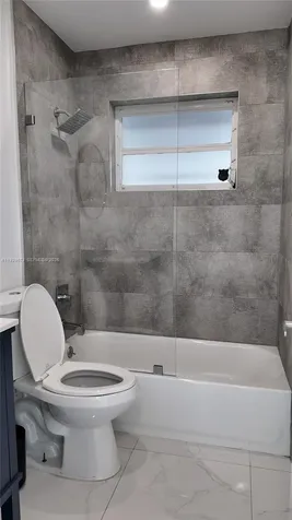 2100 N 57th Way Hollywood FL 33021