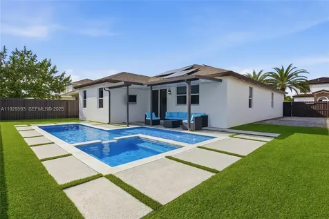 27641 SW 134th Court Homestead FL 33032