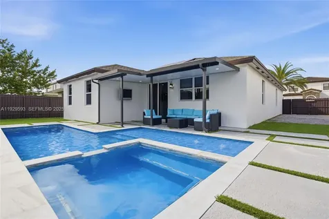 27641 SW 134th Court Homestead FL 33032