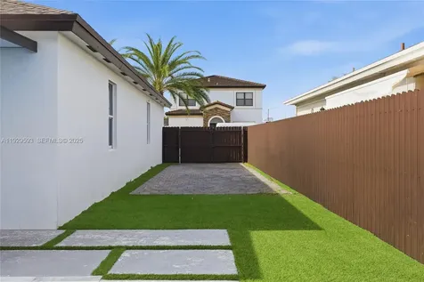 27641 SW 134th Court Homestead FL 33032