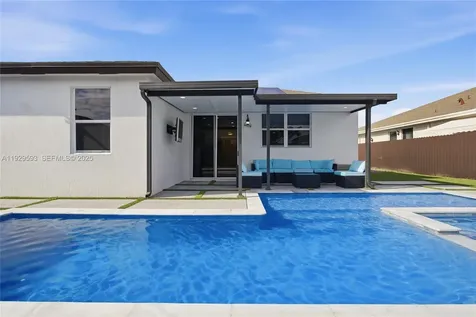 27641 SW 134th Court Homestead FL 33032