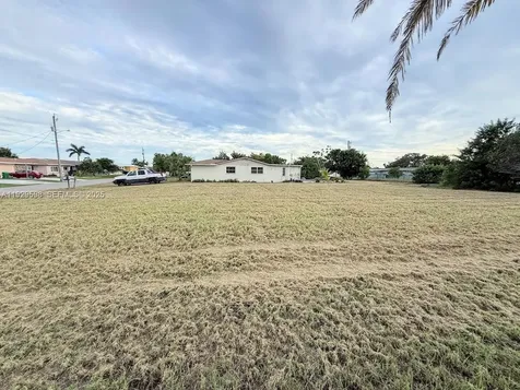 156 Francis Drive NE Port Charlotte FL 333952