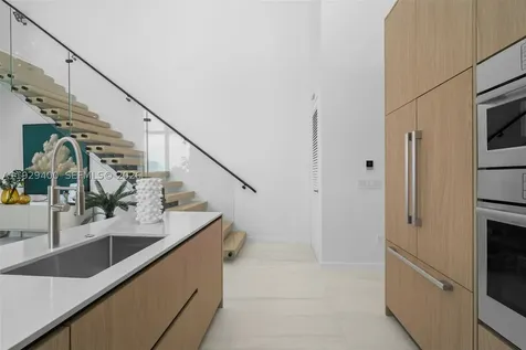 756 84th Street Miami Beach FL 33141