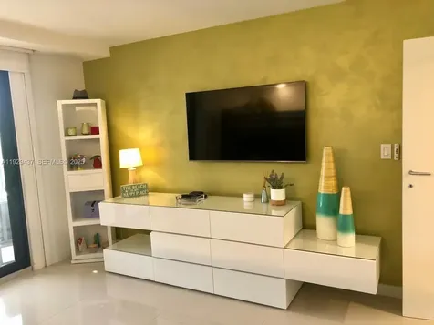8877 Collins Avenue Surfside FL 33154