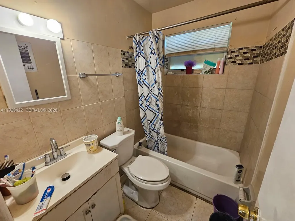 221 NE 21st Street Pompano Beach FL 33060