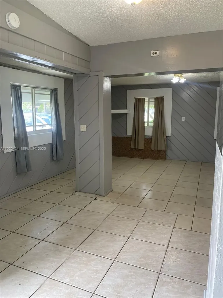 172 NW 29th Avenue Fort Lauderdale FL 33311