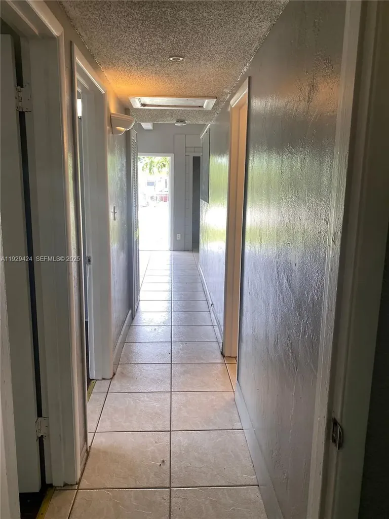 172 NW 29th Avenue Fort Lauderdale FL 33311