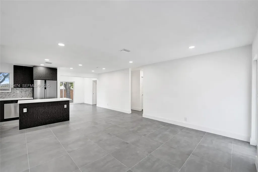 680 SW 29th Terrace Fort Lauderdale FL 33312
