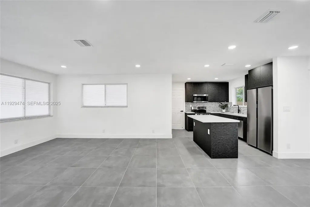 680 SW 29th Terrace Fort Lauderdale FL 33312