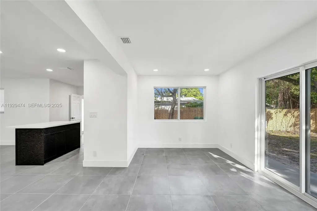 680 SW 29th Terrace Fort Lauderdale FL 33312